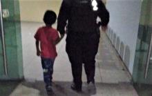 Para no dar la cara y por vergüenza, mandó a su esposa por el niño a Trabajo Social en el C4
