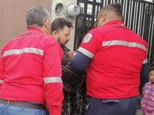 Abandonan a recién nacida dentro de una llanta en Nuevo León