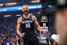 WARRIORS VS KINGS GAME 2