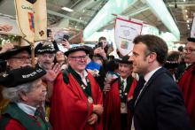 Aprobado: franceses se jubilarán a los 64 años, no a los 62