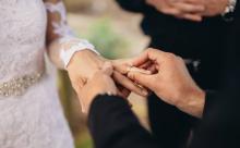 CNDH recomienda a 10 estados que no impidan el matrimonio a personas con VIH