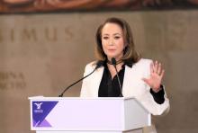 Ordenan a UNAM abstenerse de continuar proceso por plagio contra Yasmín Esquivel