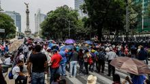 Maestros del CNTE se plantan en el Zócalo de la CDMX