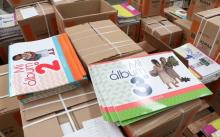 Padres de familia presentan amparo contra libros de texto de la SEP 