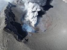 [Video] Semar sobrevuela cráter del volcán Popocatépetl y capta imágenes