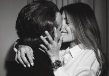 Michelle Salas se compromete 