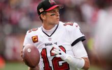BRADY REGRESA