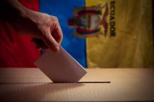 Elecciones en Ecuador podrían celebrarse en agosto tras disolución del Congreso