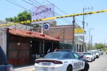 Contrató un asesino a sueldo y lo ayudó a escapar llevándolo a la Central camionera