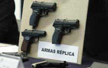Armas Réplica
