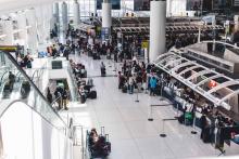 Nueva York albergará hasta mil migrantes en el aeropuerto John F. Kennedy