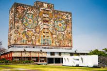 Grupo de encapuchados ataca inmuebles de la UNAM