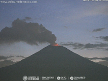 Reportan caída de ceniza y sismo del volcán Popocatépetl