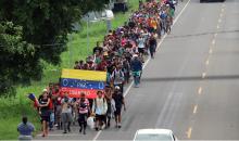 Migrantes forman caravana en Chiapas rumbo a la CDMX