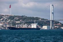 Ataca Rusia puerto de Odesa tras fin de acuerdo de grano