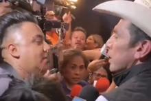 Jorge Salinas le reclamó a un reportero 