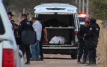 Fue localizado envuelto en una lona en una terracería en La Lucita, El Llano