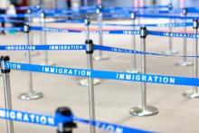 Grupos de derechos civiles demandan ley migratoria de Florida 
