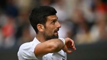 ¡Multa! Djokovic es multado por descargar su furia en su raqueta