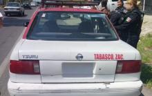 El pleito entre la pareja fue reportado por ciudadanos como el “levantón” de una mujer en un taxi