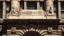 Banco de México advierte que la tasa de interés se mantendrá alta para contener la inflación