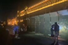 [VIDEO] Blindan Palacio Nacional en preparación para marcha por Ayotzinapa