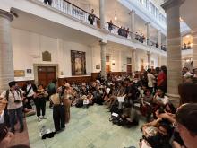 Estudiantes de la Universidad de Guanajuato inician paro en protesta por designación de rectora