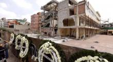Habitantes de la CDMX rinde homenaje a víctimas de sismos de 1985 y 2017