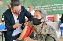 En invierno se aplicará una vacuna de refuerzo anti–COVID