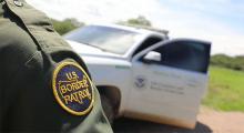 Investigan la muerte de una bebé en la frontera de Arizona en medio de la crisis migratoria