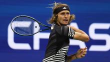 Alexander Zverev avanza