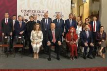 IMSS-Bienestar junta firmas de gobernadores para el acceso de medicamentos gratuitos