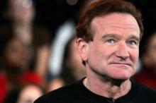 Hija de Robin Williams critica que la inteligencia artificial recree la voz de su padre