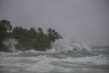 Tormentas tropicales "Max" y "Lidia" amenazan a México