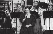 Mon Laferte anuncia que ofrecerá concierto en el Palacio de Bellas Artes