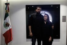 Llegan a México Barbara Lango y su esposo, rescatados de Gaza