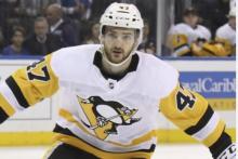 Adam Johnson murió durante un partido de hockey.