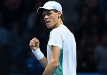 Sinner derrota a Djokovic