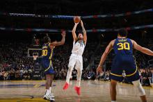 Warriors 122-132 Mavericks