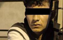 En su intento por saltar la barda para escapar, fue detenido por Policías de Jesús María