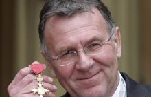 Muere el actor británico Tom Wilkinson