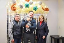 DIF Baja California permite a un hombre soltero adoptar a un bebé