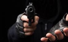 Cuando el asaltante se daba a la fuga, la víctima intentó arrollarlo con el camión