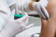 Llega a México el primer lote de vacuna Comirnaty de Pfizer, aprobada por la Cofepris 