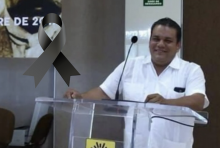 Perdió la vida a causa de disparos de arma de fuego.