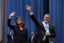 Bernardo Arévalo de León asume la presidencia de Guatemala