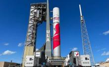 Se pierde contacto de la nave que lleva microrobots mexicanos a la Luna