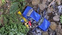 Pareja de Michoacán sobrevive a caída en barranco, son rescatados tras 18 horas atrapados