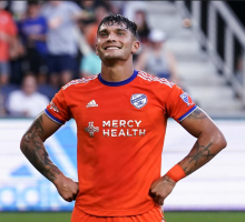 Brandon Vázquez 