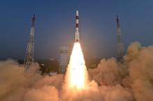 La India realiza expedición espacial para estudiar agujeros negros